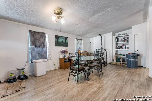 Image 9 of 25 For 5467 Diamondback Trail