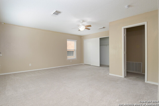 Listing photo id 16 for 8426 Cross Spring