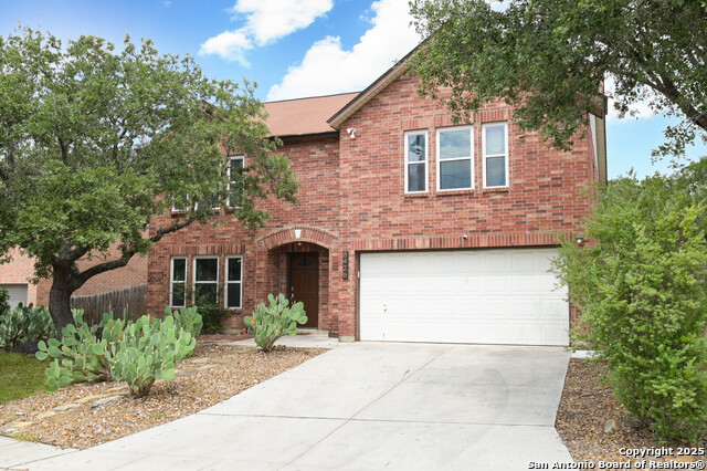Listing photo id 0 for 8426 Cross Spring