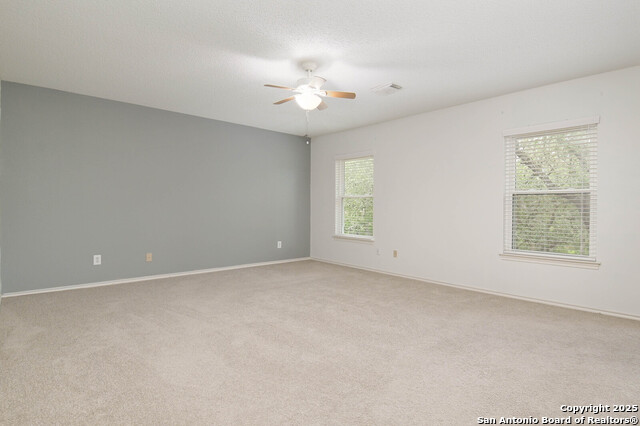 Listing photo id 18 for 8426 Cross Spring