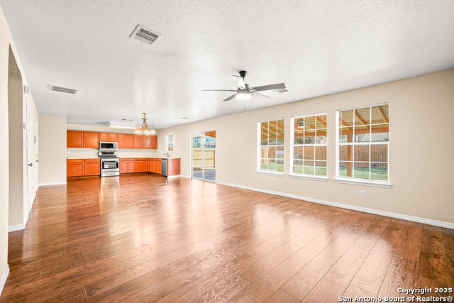 Image 10 of 32 For 10703 Barbwire Pass