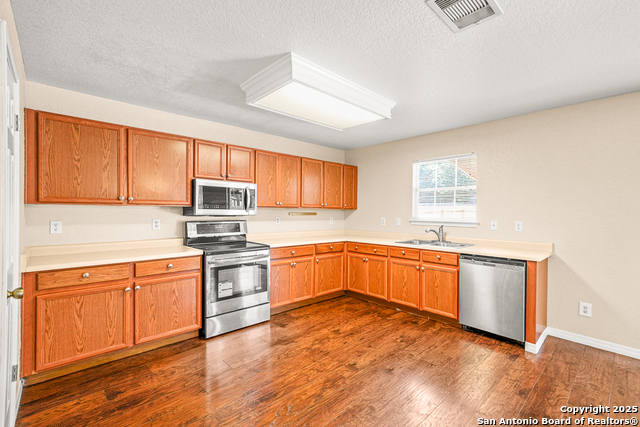 Image 16 of 32 For 10703 Barbwire Pass