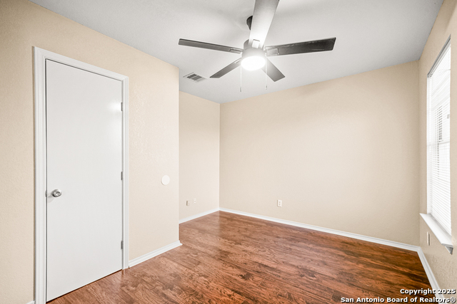 Image 28 of 32 For 10703 Barbwire Pass