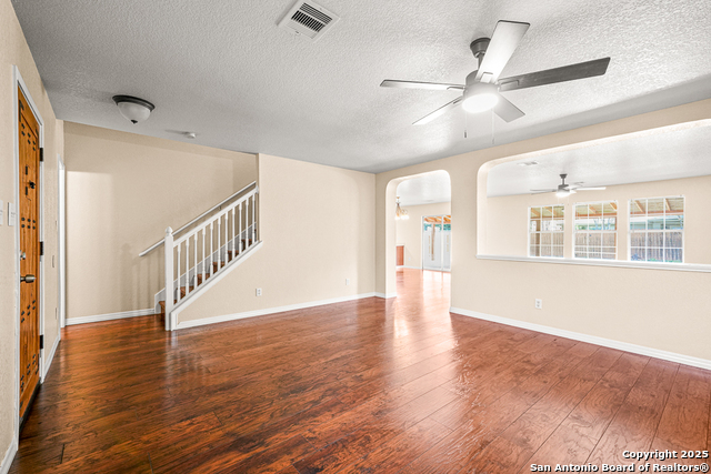 Image 4 of 32 For 10703 Barbwire Pass