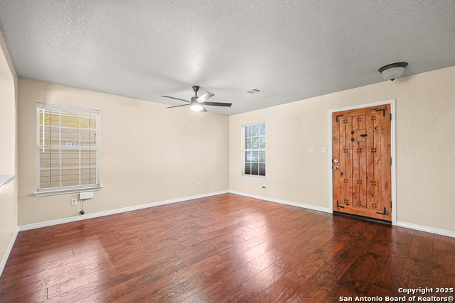 Image 6 of 32 For 10703 Barbwire Pass