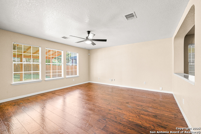 Image 9 of 32 For 10703 Barbwire Pass