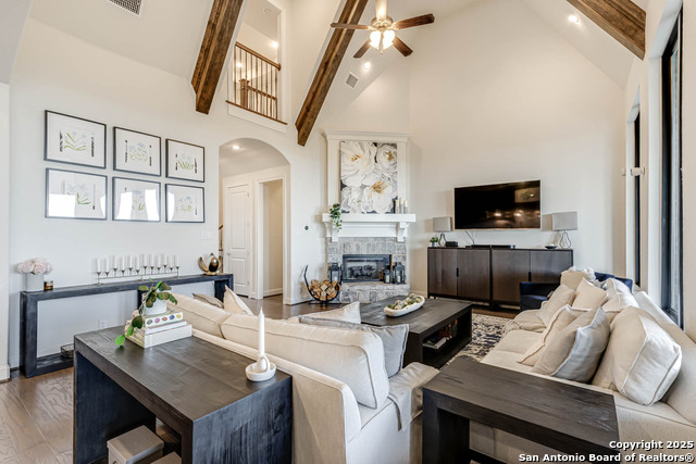 Image 10 of 61 For 8027 Vanity Hill