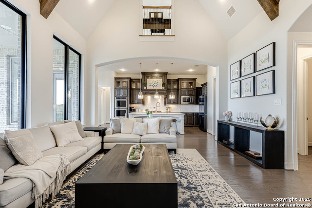 Image 14 of 61 For 8027 Vanity Hill