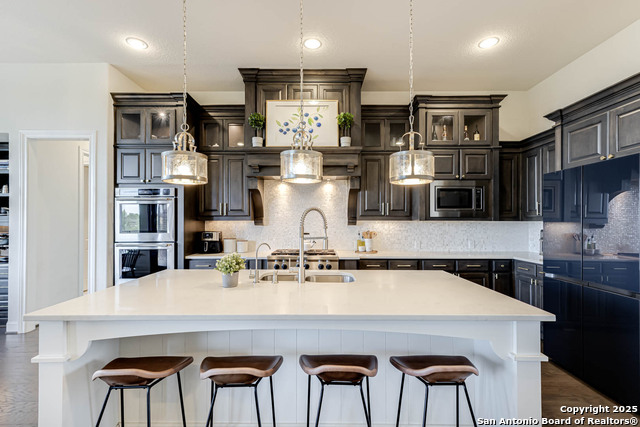 Image 16 of 61 For 8027 Vanity Hill