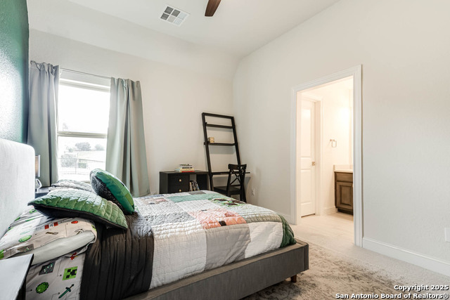 Image 33 of 61 For 8027 Vanity Hill