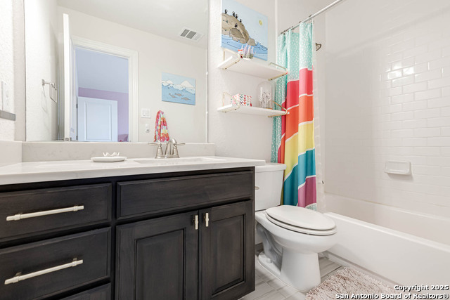 Image 39 of 61 For 8027 Vanity Hill