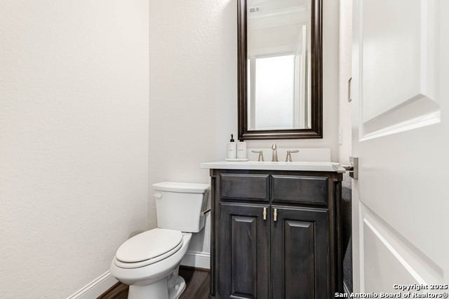 Image 42 of 61 For 8027 Vanity Hill