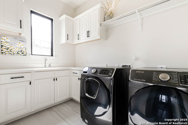 Image 43 of 61 For 8027 Vanity Hill