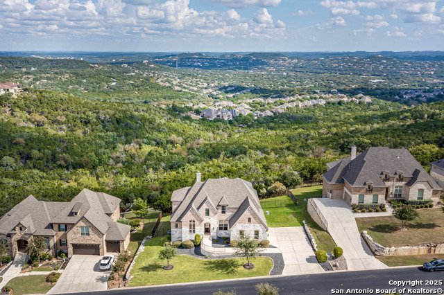 Image 58 of 61 For 8027 Vanity Hill