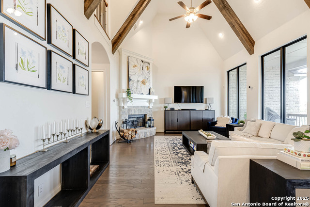 Image 9 of 61 For 8027 Vanity Hill