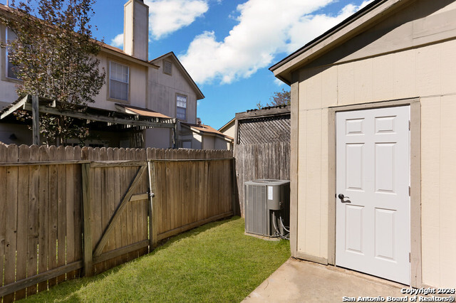 Image 19 of 20 For 7880 Micron 3504