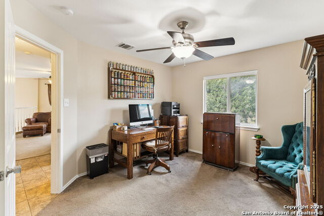 Listing photo id 22 for 27505 Boerne Cliff