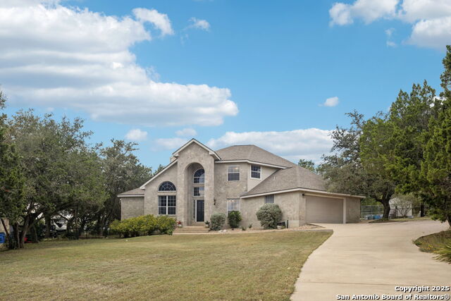 Listing photo id 1 for 27505 Boerne Cliff