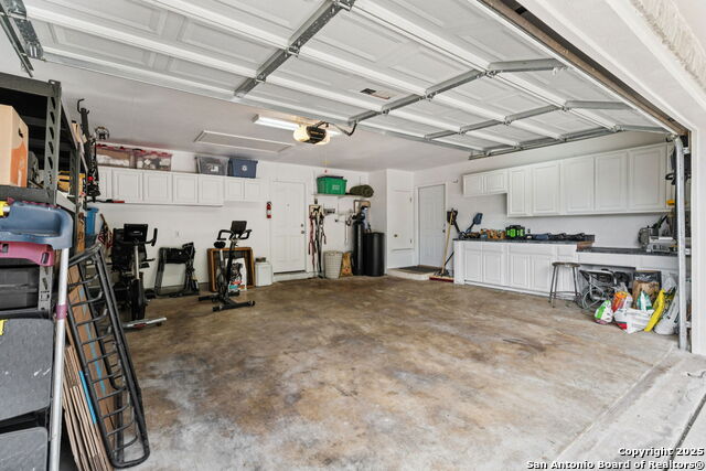 Listing photo id 35 for 27505 Boerne Cliff