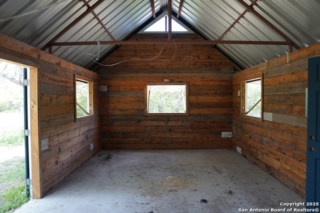 Image 17 of 47 For Tbd Cr 325  