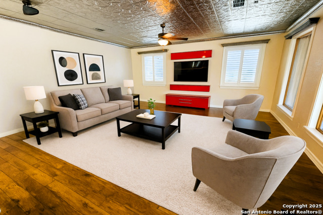 Listing photo id 2 for 803 County Road 6612