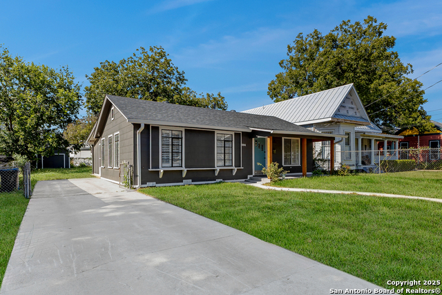 Image 2 of 17 For 204 Carolina