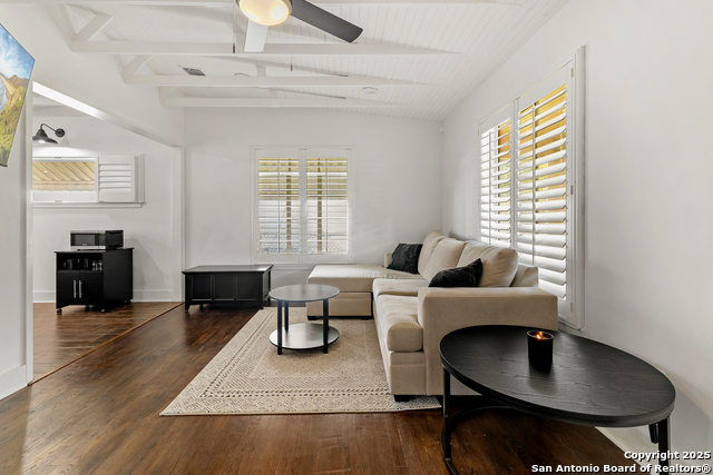 Image 4 of 17 For 204 Carolina