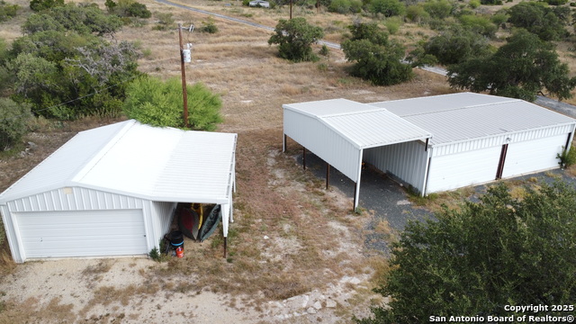 Listing photo id 13 for 137 Private Road 3501