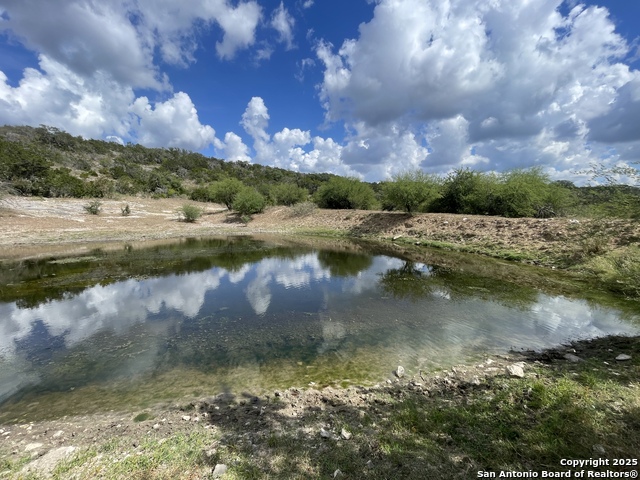 Listing photo id 17 for 137 Private Road 3501