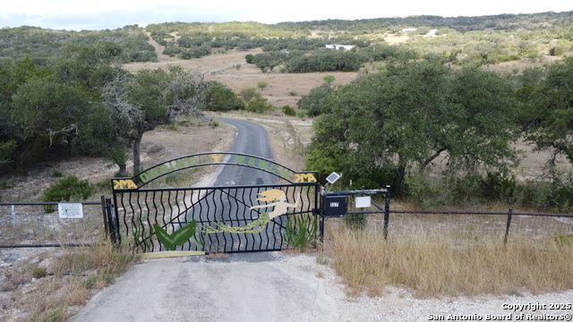 Listing photo id 1 for 137 Private Road 3501