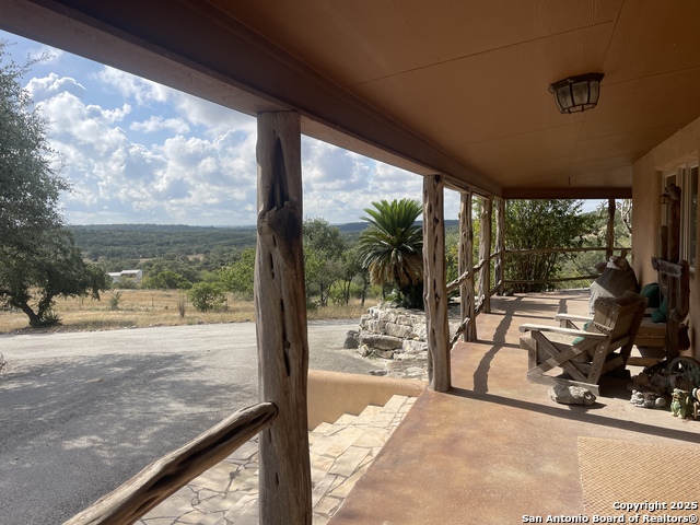 Listing photo id 7 for 137 Private Road 3501
