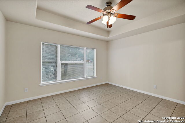 Image 29 of 41 For 1232 Eastview Dr