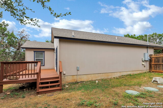 Image 37 of 41 For 1232 Eastview Dr