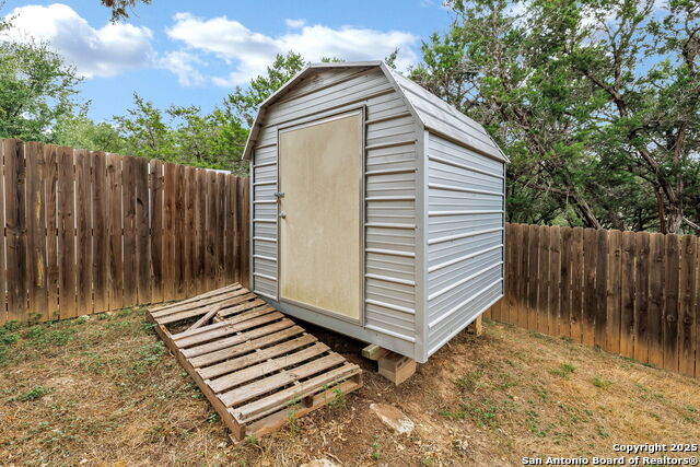 Image 41 of 41 For 1232 Eastview Dr