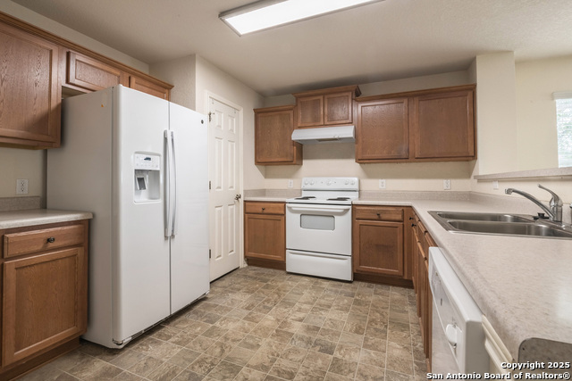 Image 3 of 17 For 634 Kate Schenck