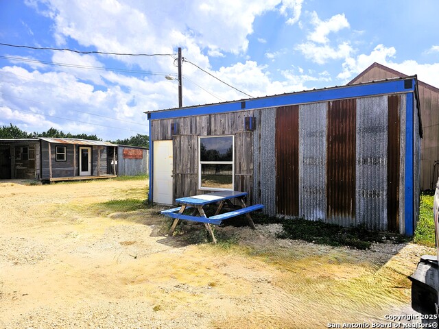 Listing photo id 8 for 4951 Fm 1283