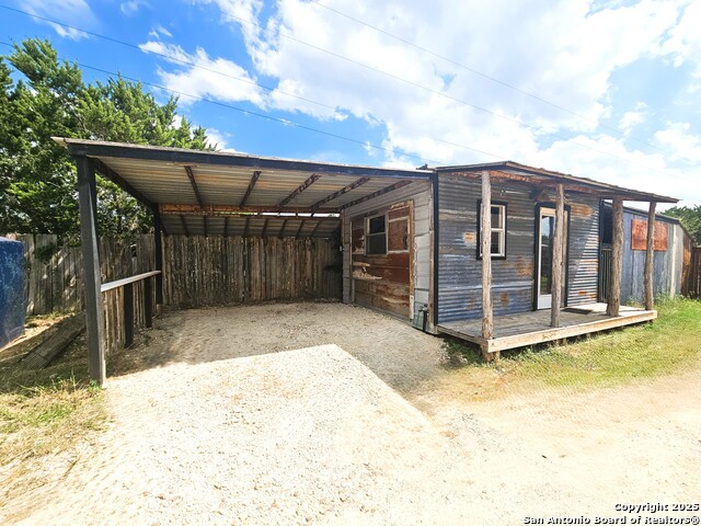Listing photo id 7 for 4951 Fm 1283