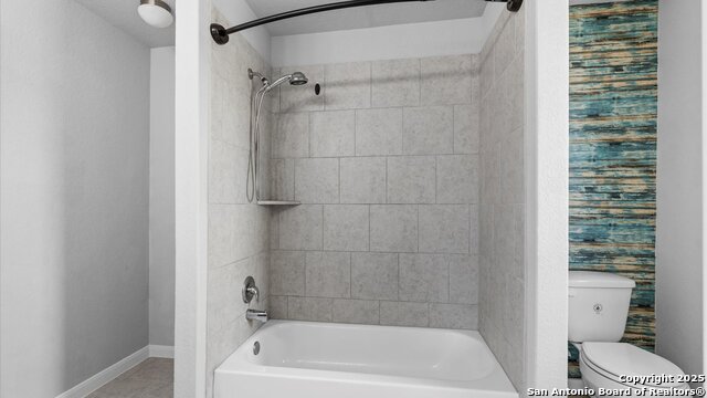 Image 18 of 25 For 3945 Glenloch Way