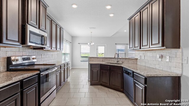 Image 7 of 25 For 3945 Glenloch Way