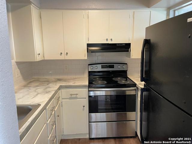 Listing photo id 10 for 520 Gentleman  8