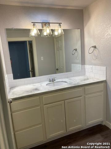 Listing photo id 4 for 520 Gentleman  8