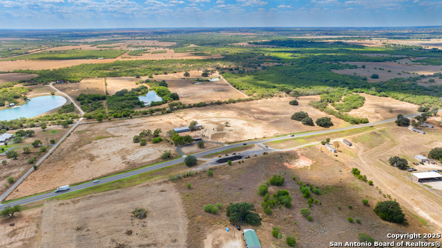 Image 19 of 32 For 550 Bus Loop 181 S