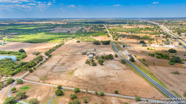 Image 20 of 32 For 550 Bus Loop 181 S