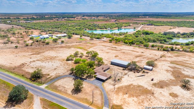 Image 22 of 32 For 550 Bus Loop 181 S