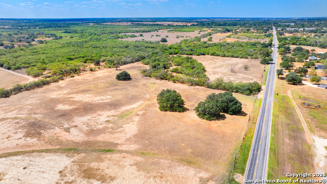 Image 23 of 32 For 550 Bus Loop 181 S