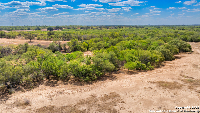 Image 27 of 32 For 550 Bus Loop 181 S
