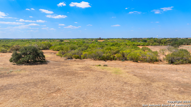 Image 28 of 32 For 550 Bus Loop 181 S