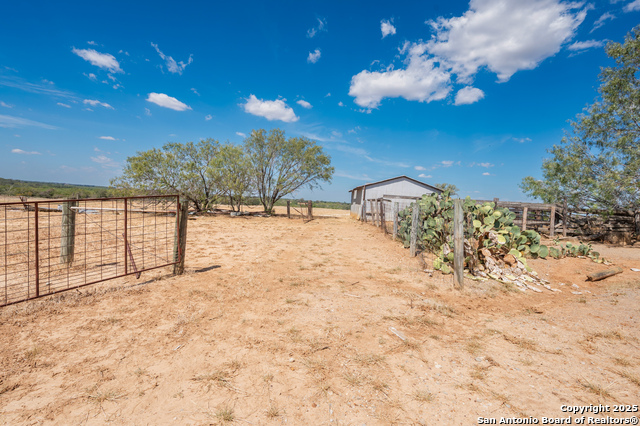 Image 3 of 32 For 550 Bus Loop 181 S