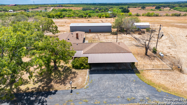 Image 31 of 32 For 550 Bus Loop 181 S