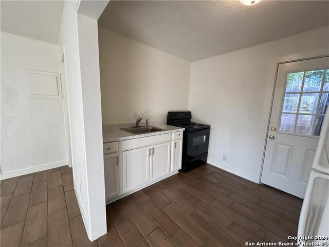Listing photo id 2 for 520 Gentleman 11
